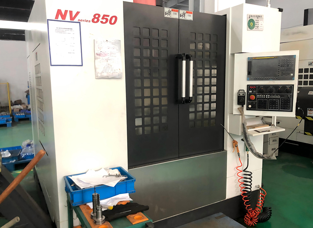 立式加工中心NV-850(配第四轴带摇栏)